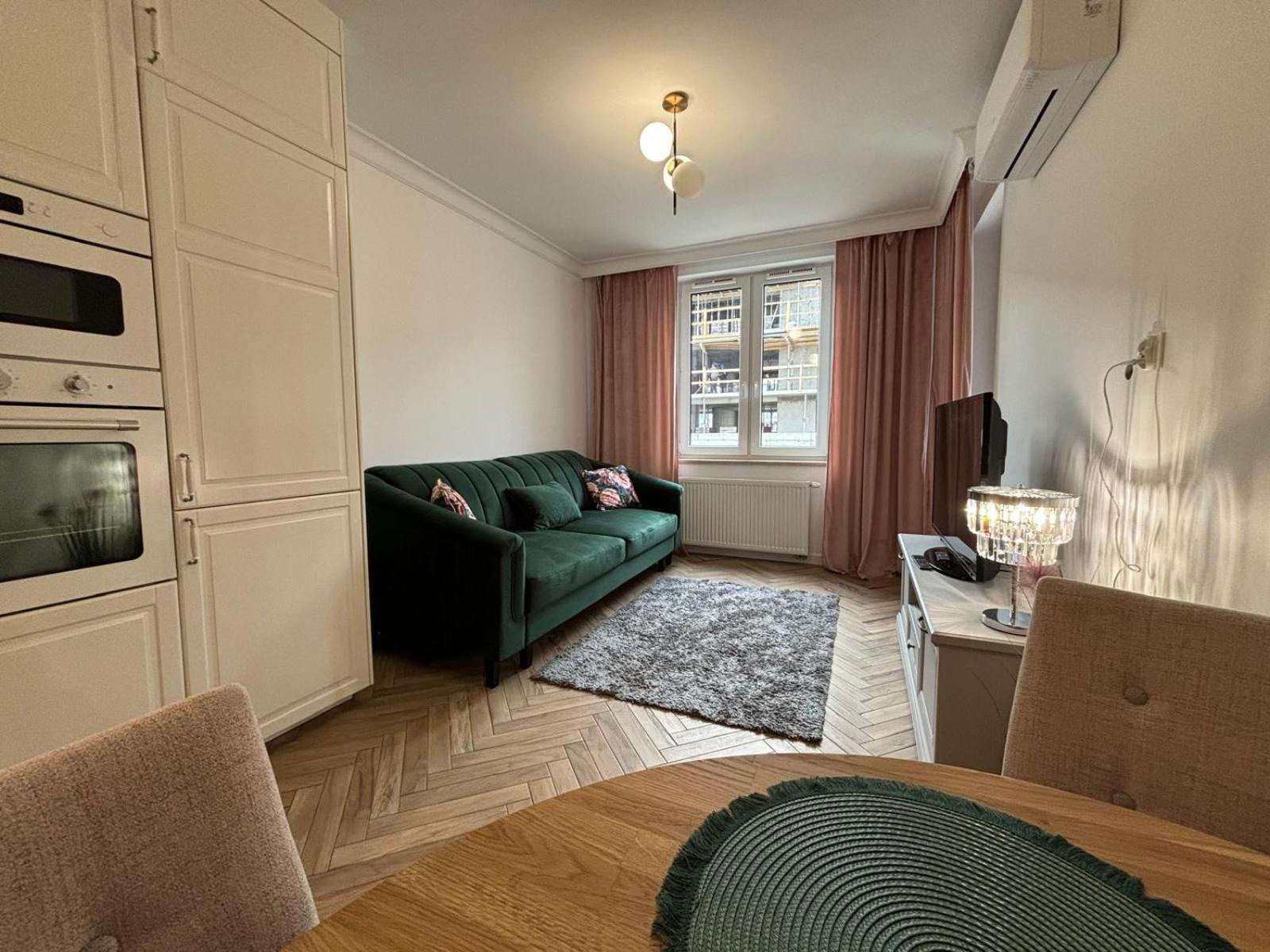 Apartamenty W Centrum Bialegostoku Z Parkingiem W Garazu Podziemnym Bialystok Exterior photo